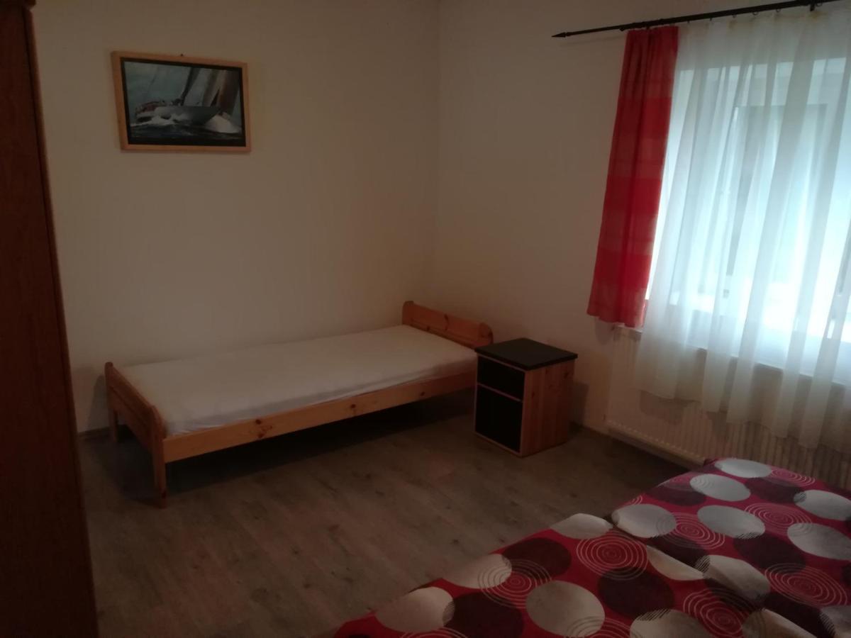 Suemegi Levendula Apartmanok Esterno foto
