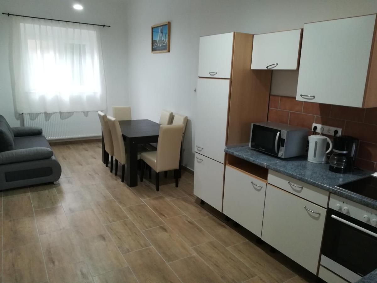 Suemegi Levendula Apartmanok Esterno foto