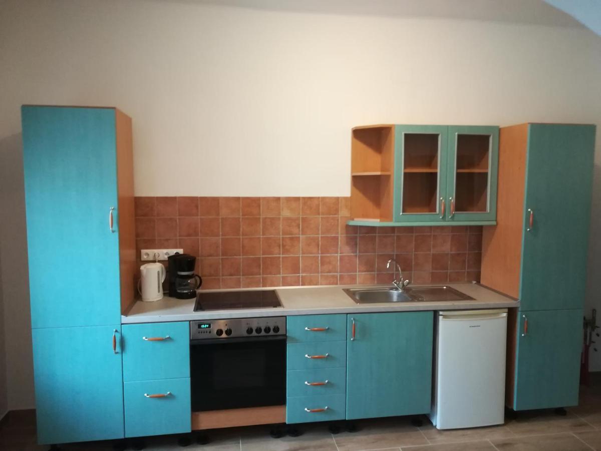 Suemegi Levendula Apartmanok Esterno foto