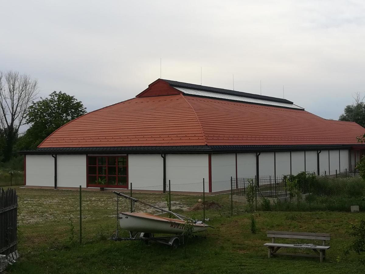 Suemegi Levendula Apartmanok Esterno foto